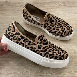 Steve Madden 8 Mailer Leopard Knit Slip On Platform Sneakers